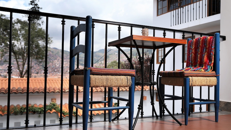 Atoq San Blas Hotel