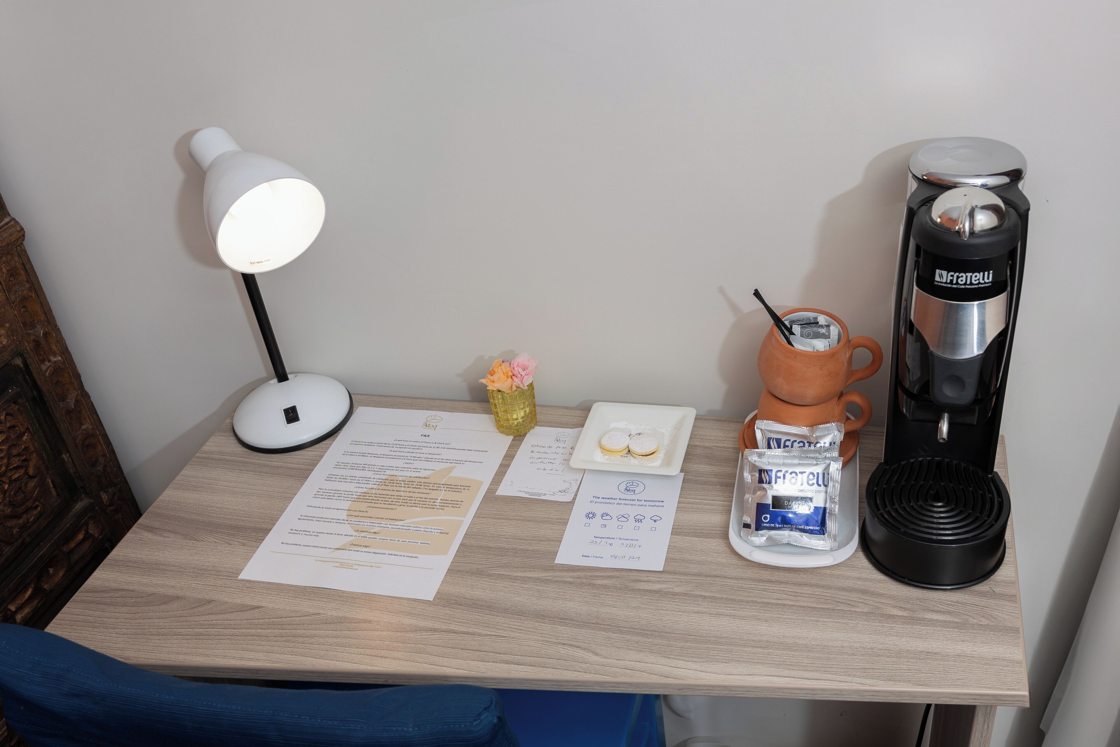 deluxe room, city view | 1 bedroom, premium bedding, in-room safe, desk