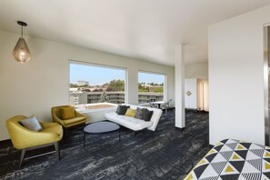 Kamar, 1 Tempat Tidur King | Pemandangan kota