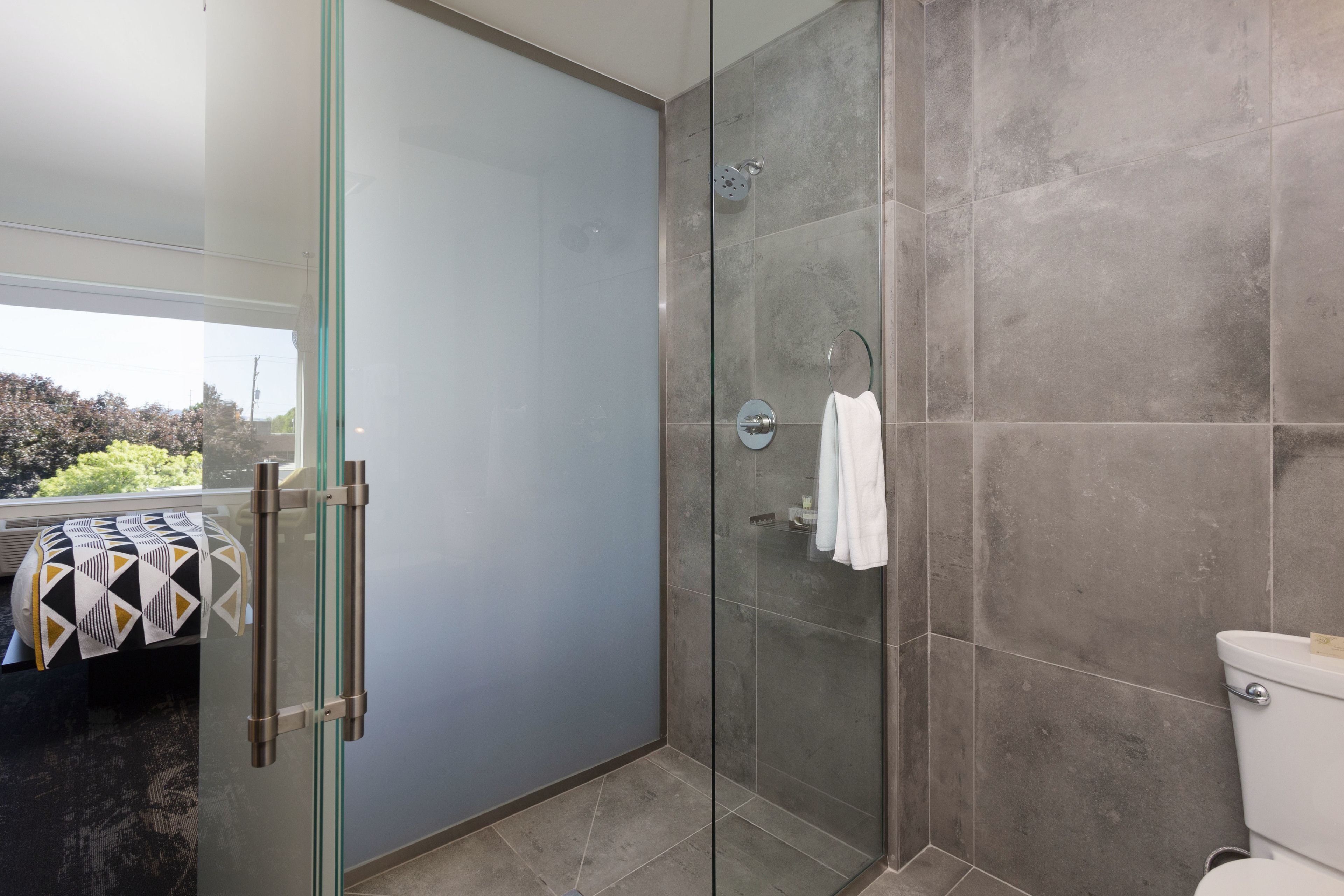 shower, free toiletries, towels, soap