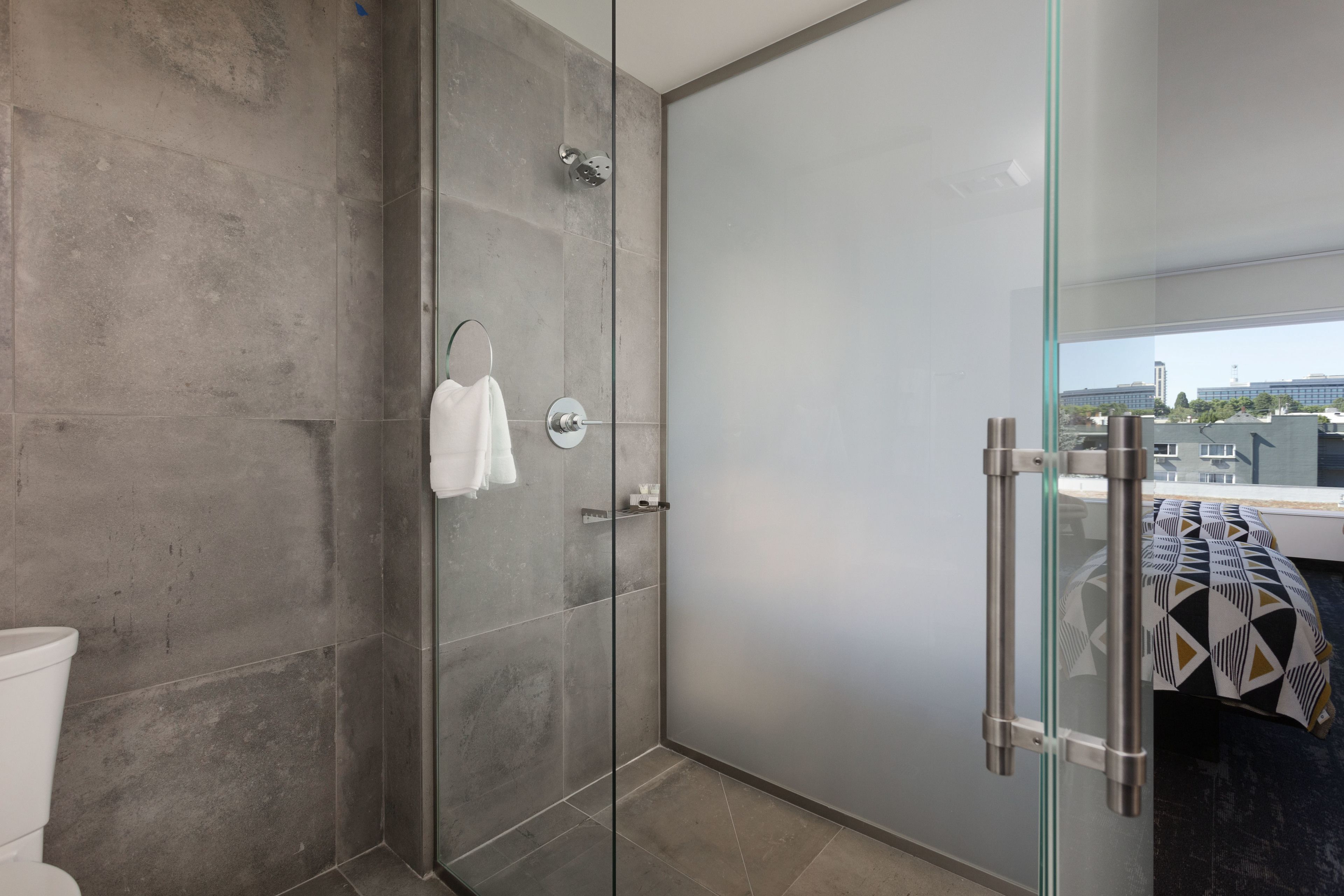 shower, free toiletries, towels, soap