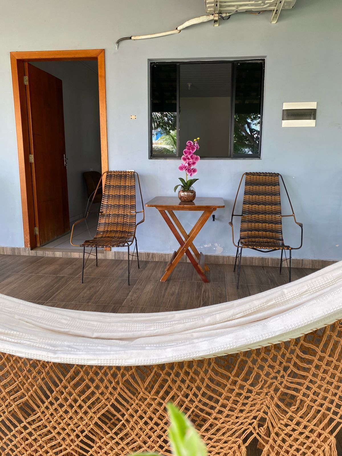 Quarto Quintuplo | Área de estar | TV de tela plana