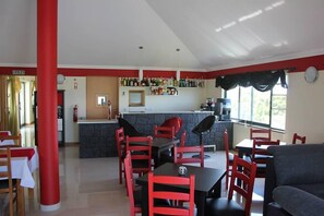 Lobby-Lounge