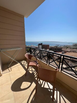 Appartement Standard, 1 chambre, balcon, vue mer | Terrasse/Patio