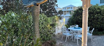 Lovely Beach Cottage w/ Private Fountain Pool