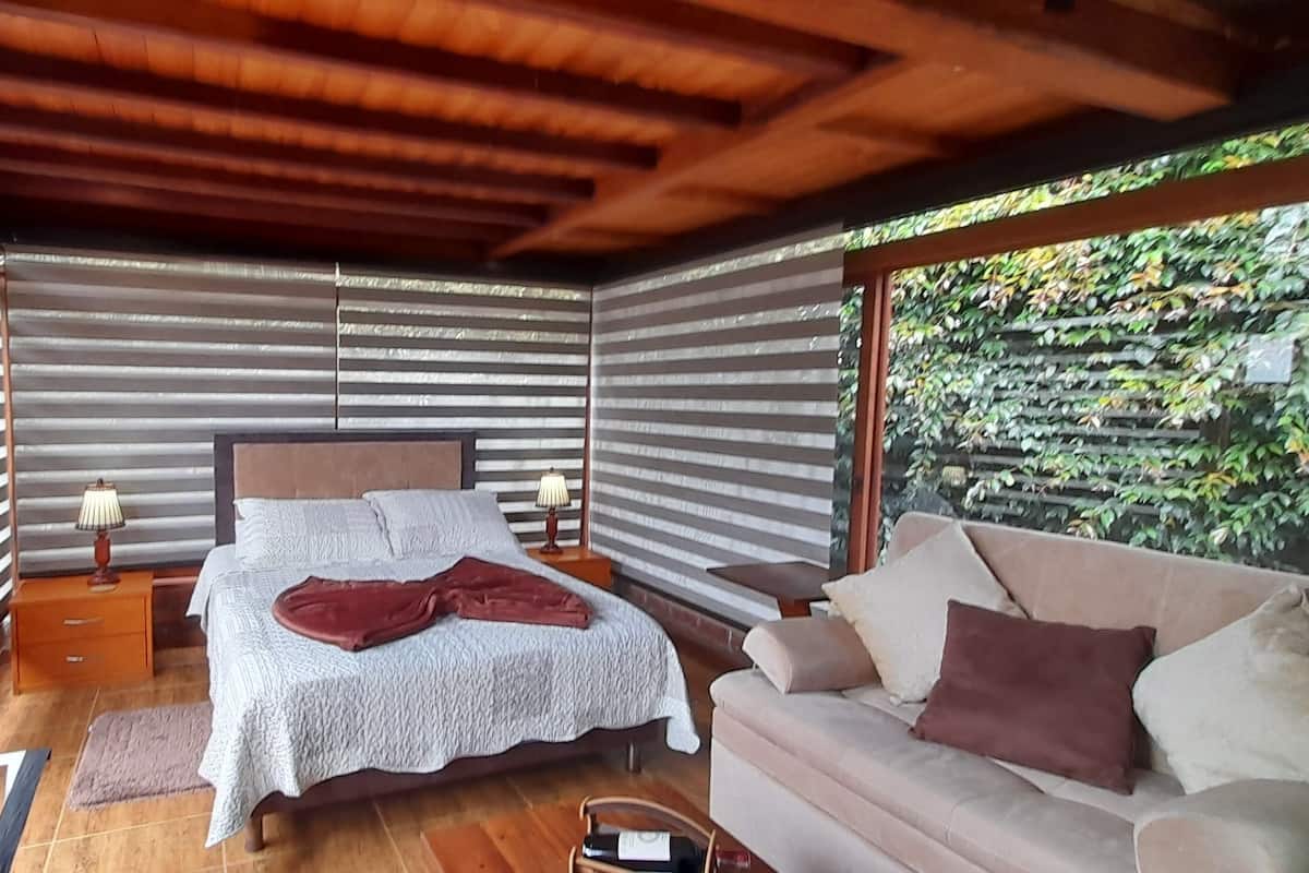 deluxe double room | 2 bedrooms, minibar, blackout curtains, iron/ironing board