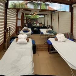 Phòng trị liệu đôi, phòng tắm hơi, liệu pháp hương thơm, massage mô sâu