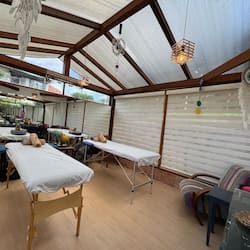 Phòng trị liệu đôi, phòng tắm hơi, liệu pháp hương thơm, massage mô sâu