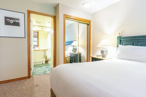 2 habitaciones, tabla de planchar con plancha, internet y ropa de cama 