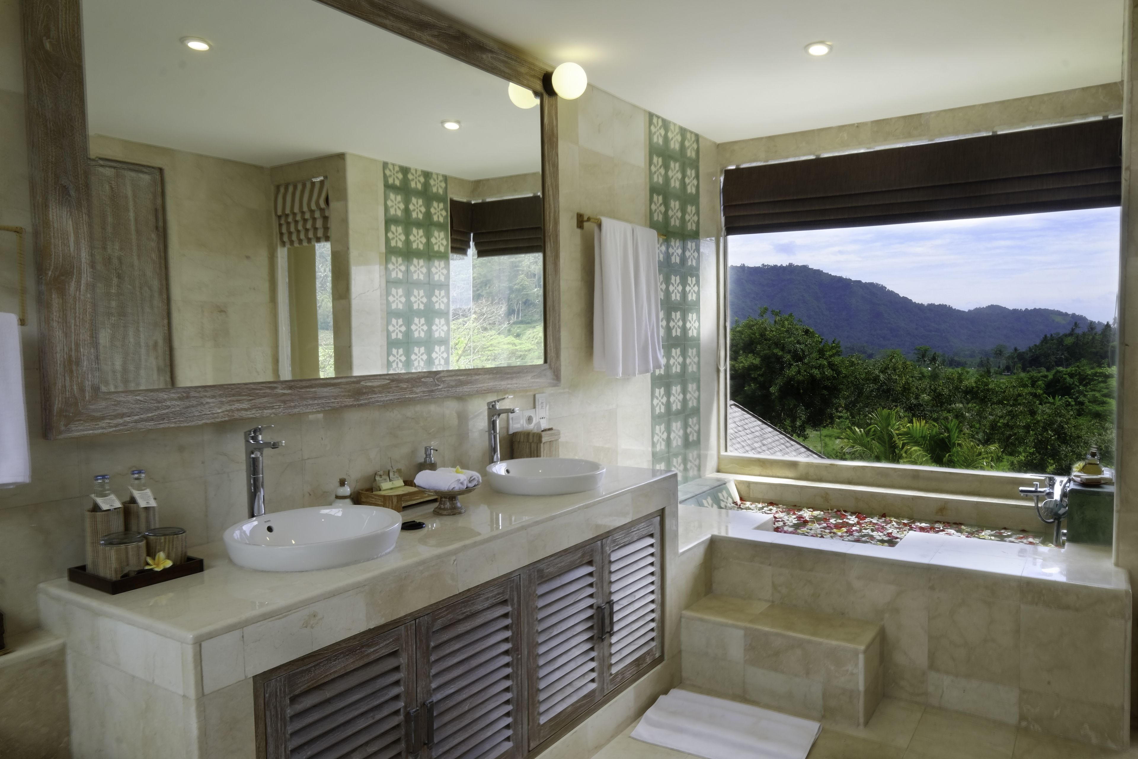 1 bedroom pool villa with free benefits | bathroom | separate bathtub and shower, deep-soaking bathtub, designer toiletries