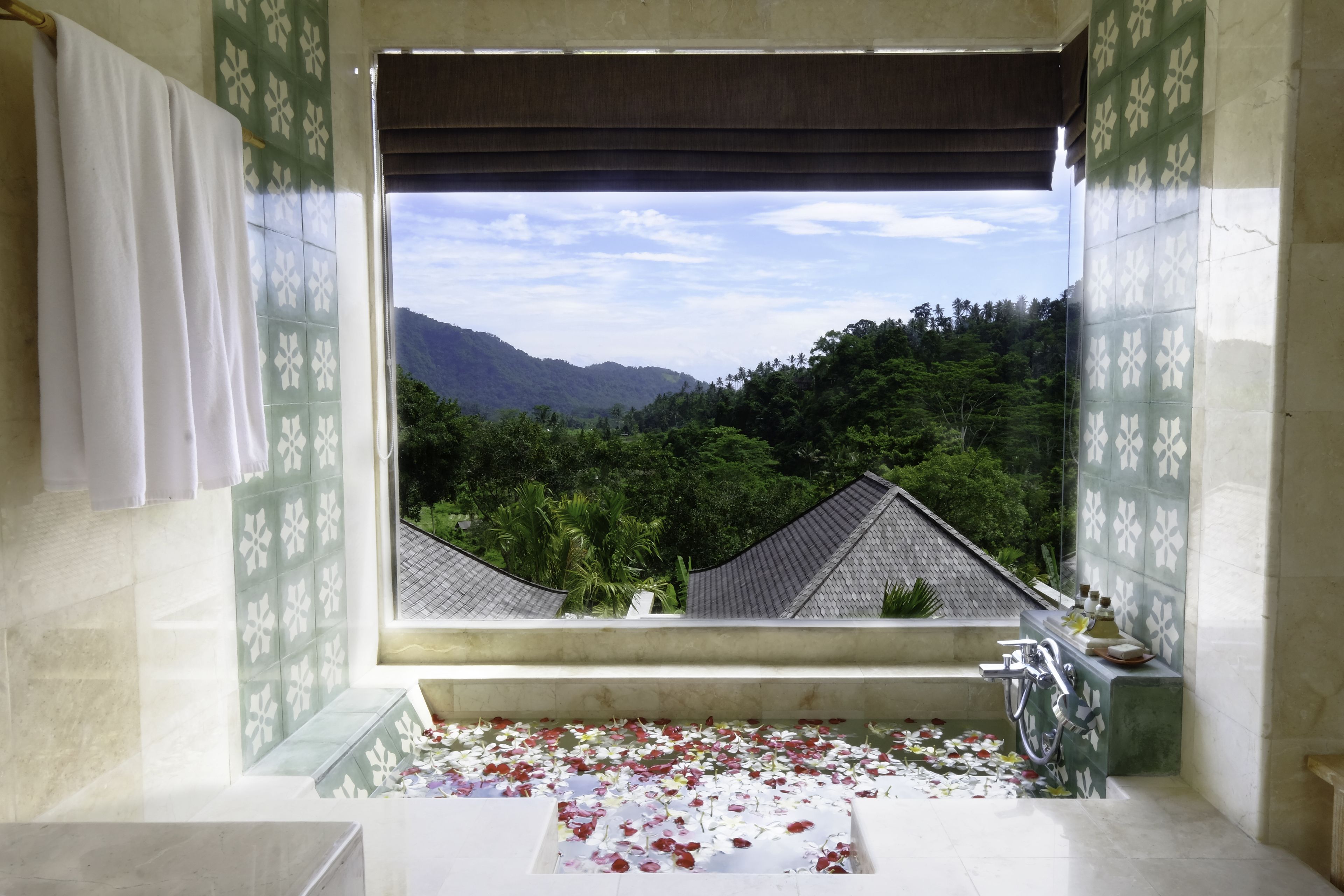 1 Bedroom Pool Villa with Free Benefits | Bồn tắm ngâm
