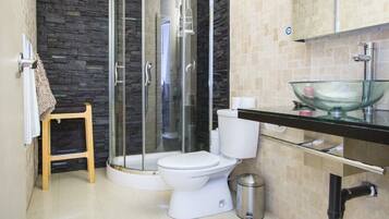 Combined shower/tub, hair dryer, towels, soap