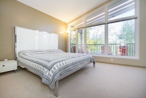 4 chambres, fer et planche à repasser, Wi-Fi gratuit, draps fournis