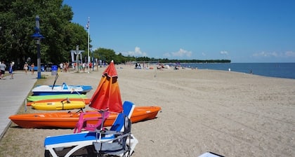 Gimli Beach Condos # 1 - Gimli's best location!