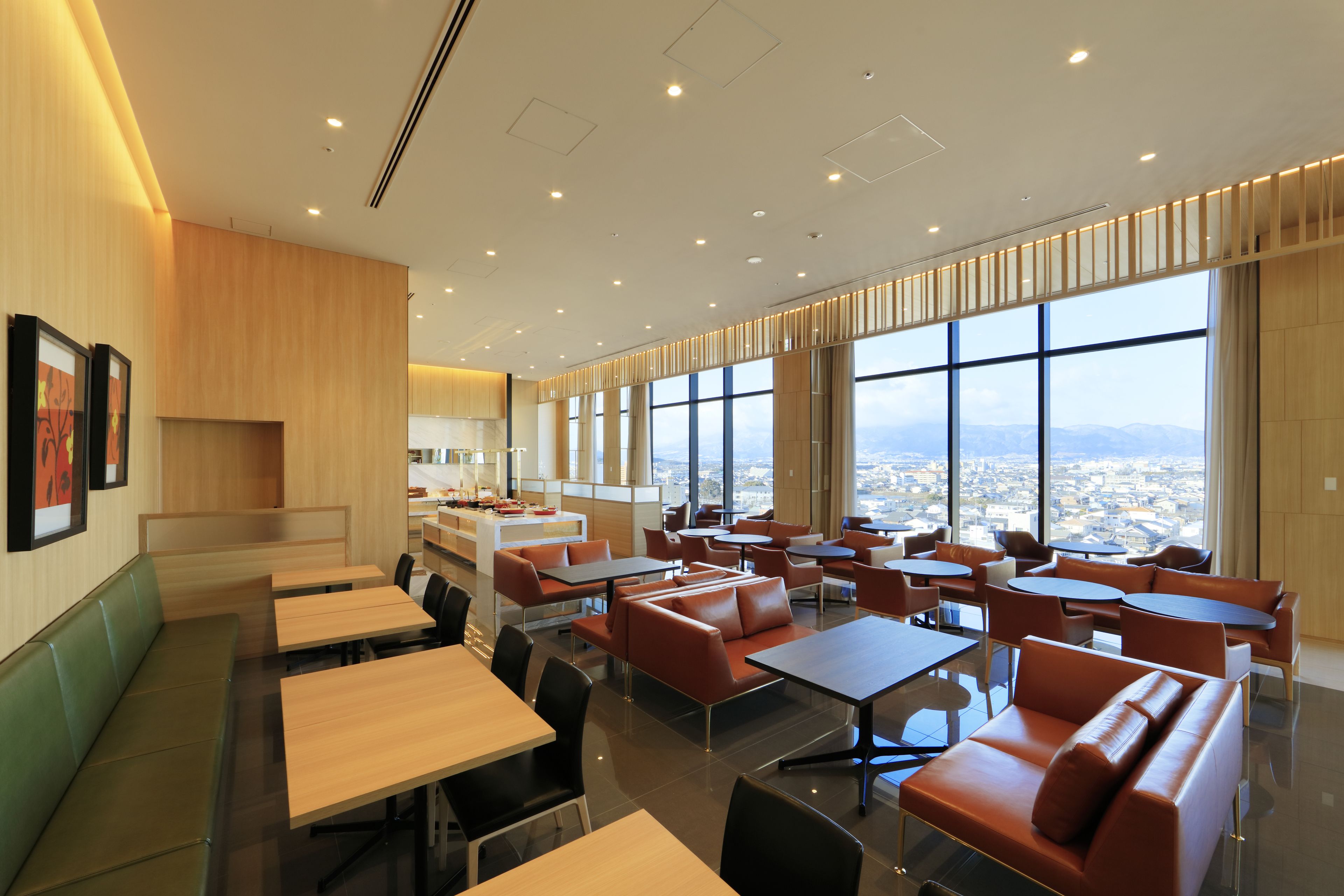 daily buffet breakfast (jpy 1980 per person)