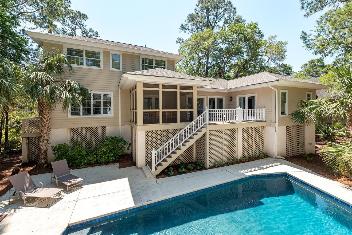 110 Governors: 3BR Main + 3BR Guest House, Private Pool, Beach Gear/Bike Credit
