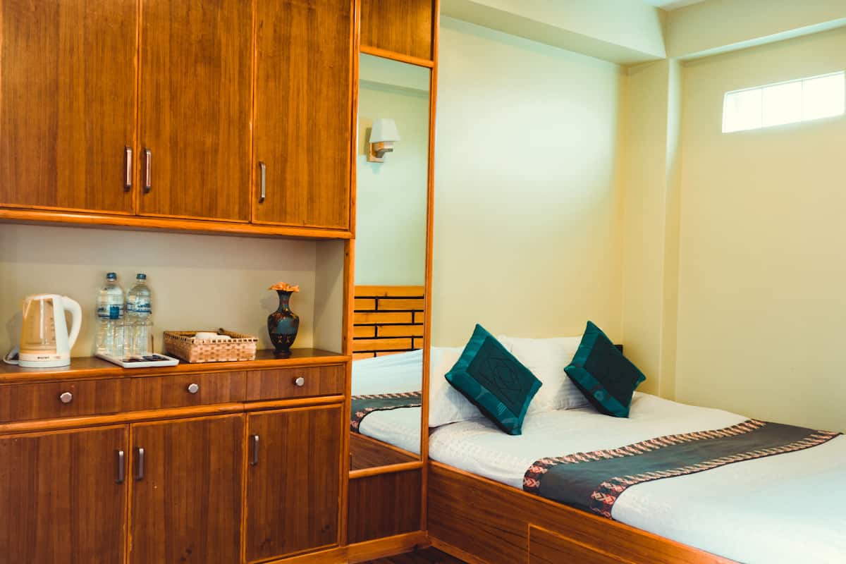 Deluxe-Doppelzimmer | Schreibtisch, kostenloses WLAN