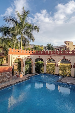 Piscina externa