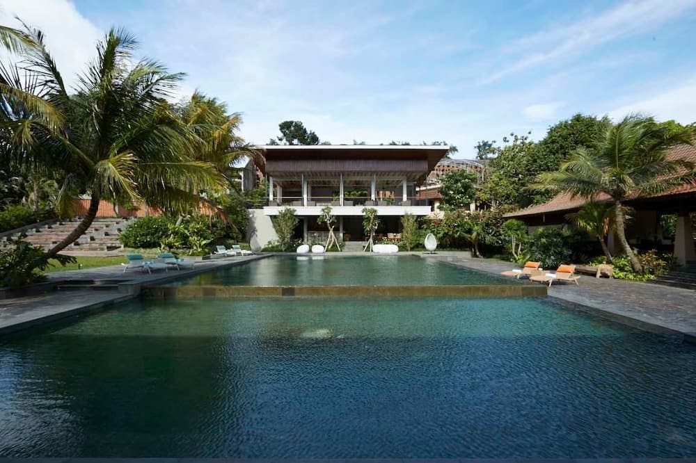Amanuba Hotel & Resort Rancamaya