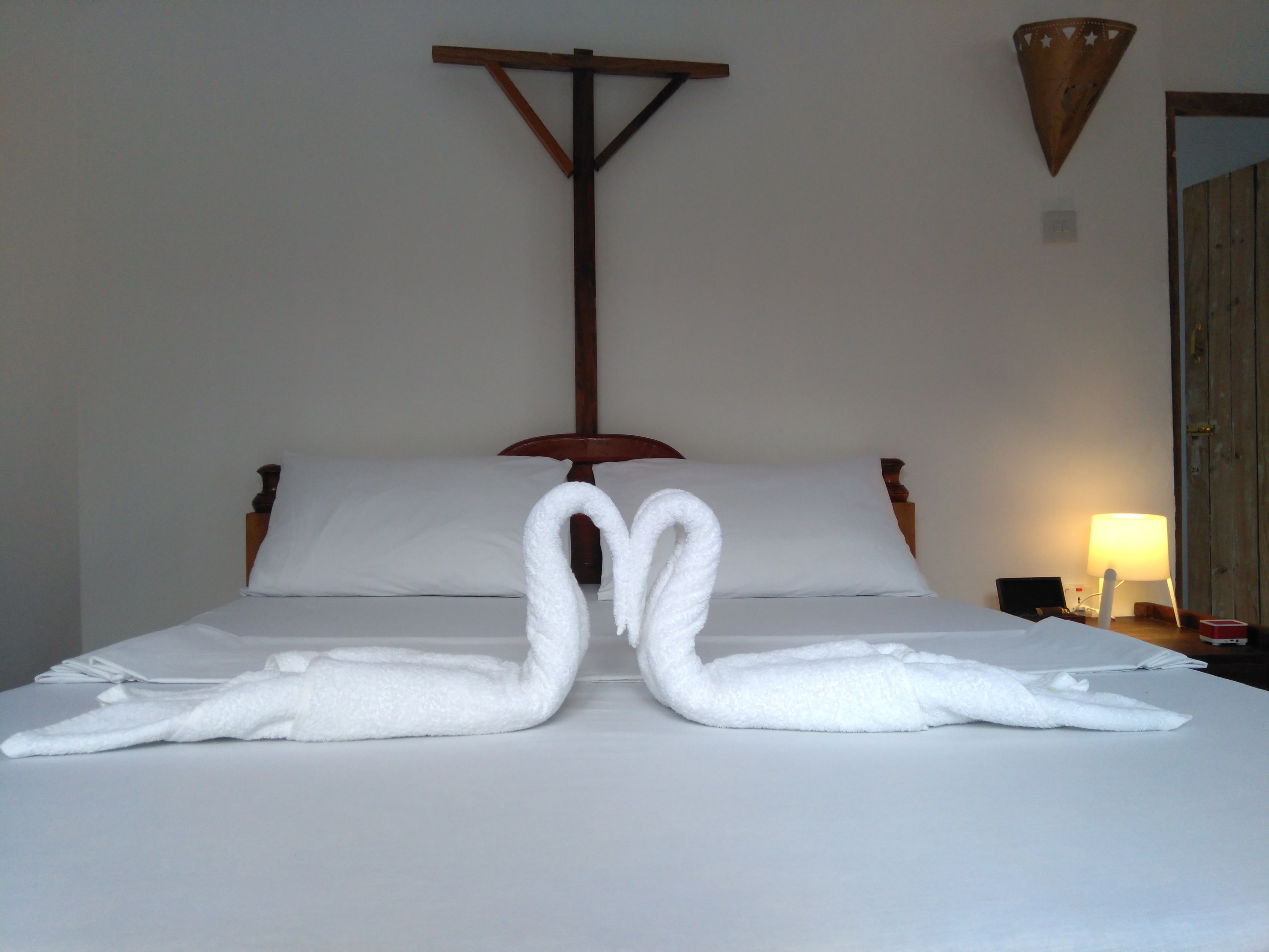 Free WiFi, bed sheets