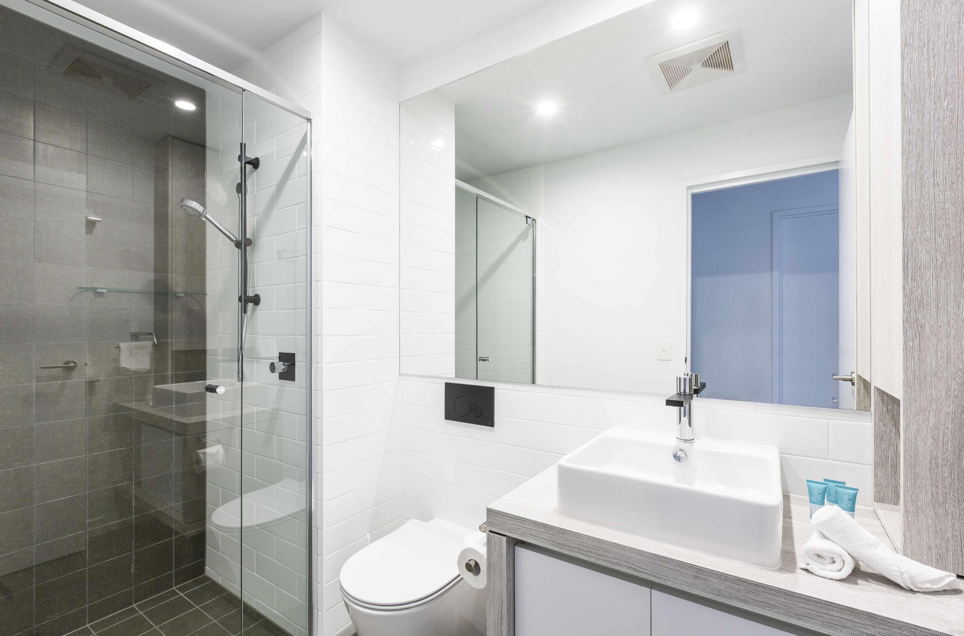 Boardwalk Burleigh Beach — image 13