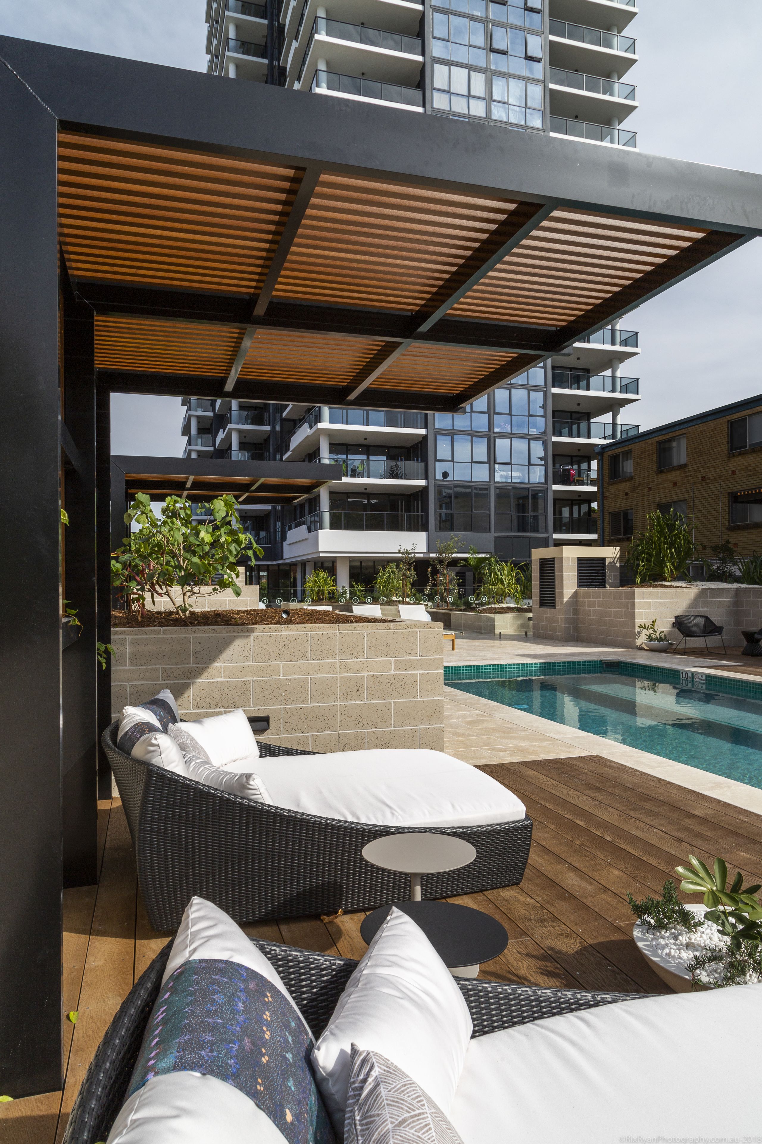 Outdoor pool, sun loungers