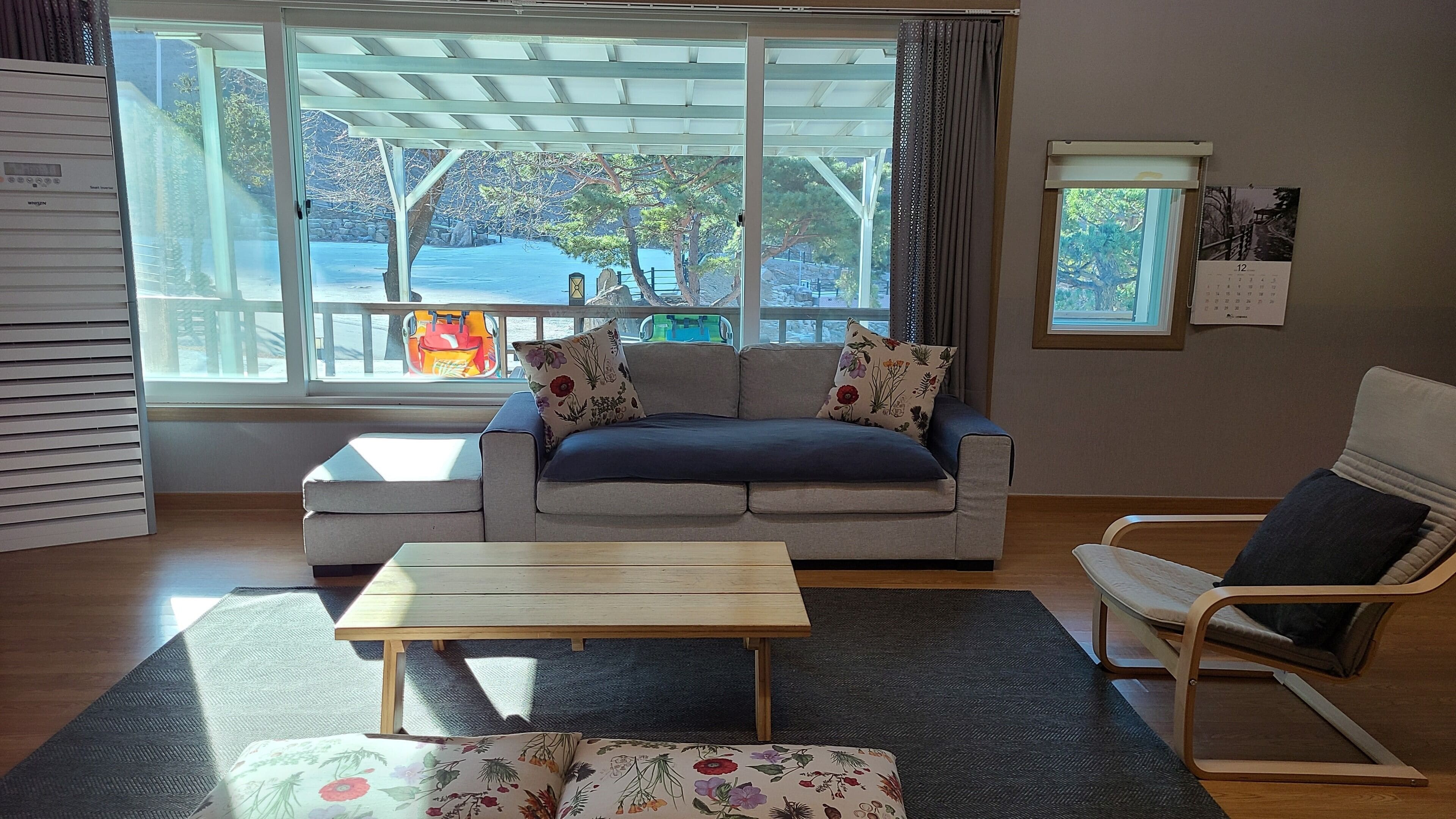 Penthouse (B) | Living area | Heated floors