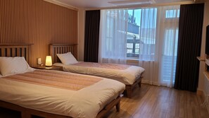 华丽双床房, 1 间卧室, 无烟房, 山景 | 高档床上用品、遮光窗帘、免费 WiFi、床单