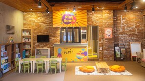 Área de juegos infantiles bajo techo