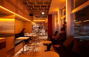 Bar lounge
