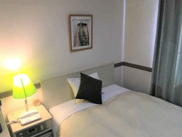 In-room safe, free WiFi, bed sheets - Matsumoto Wellton Hotel (Matsumoto)