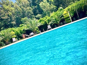 Außenpool (je nach Saison geöffnet)