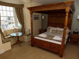 Premium Double Room, Ensuite | WiFi