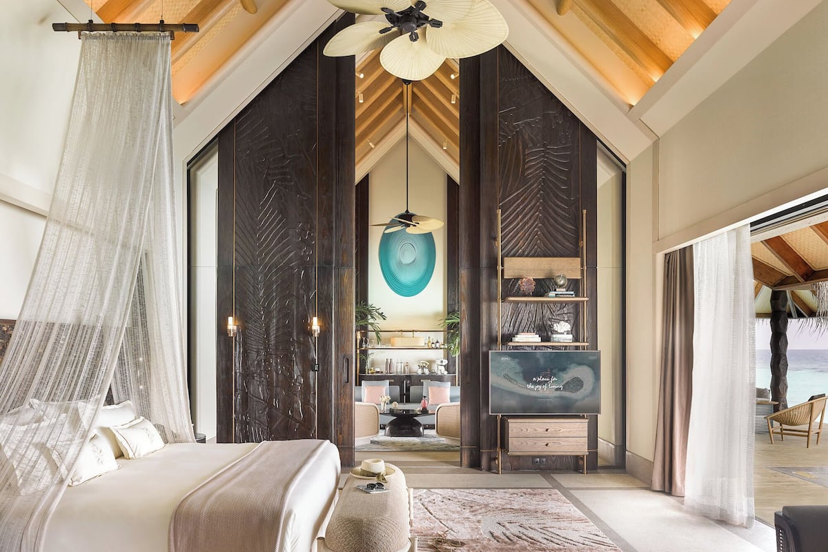 luxury villa (water villa with pool) | premium bedding, minibar, in-room safe, individually decorated