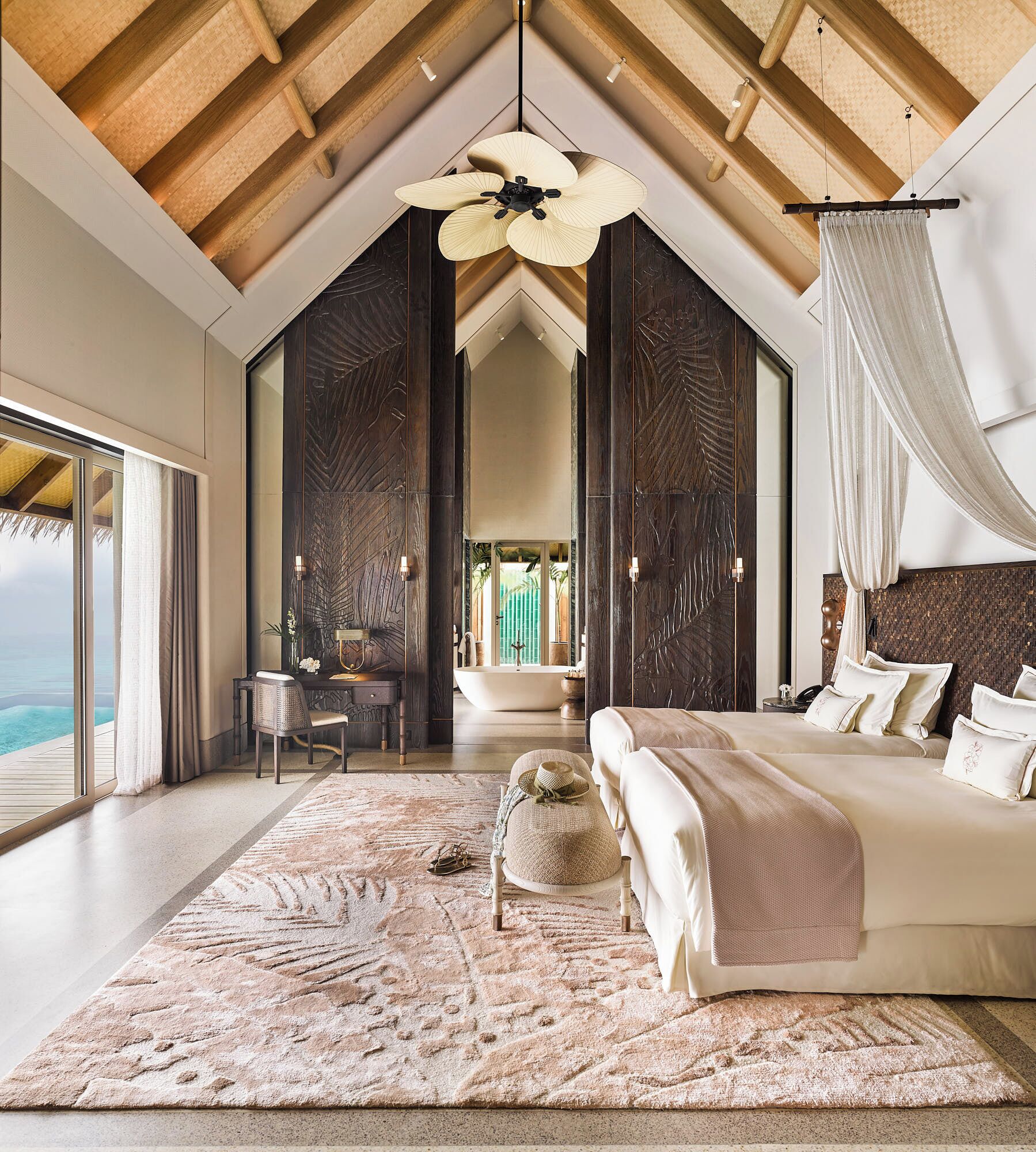 高級寢具、迷你吧、客房內保險箱、獨特裝潢