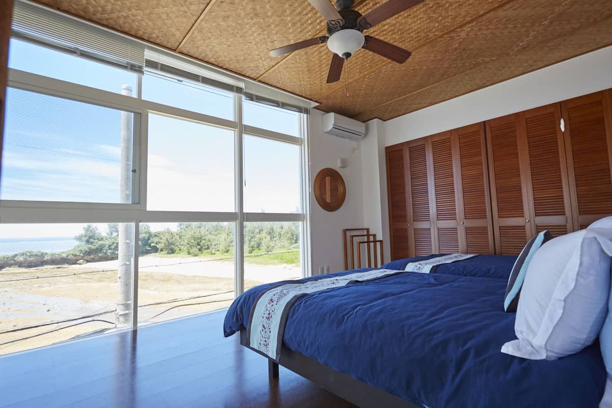 Made Ocean Front (Private Vacation Home)