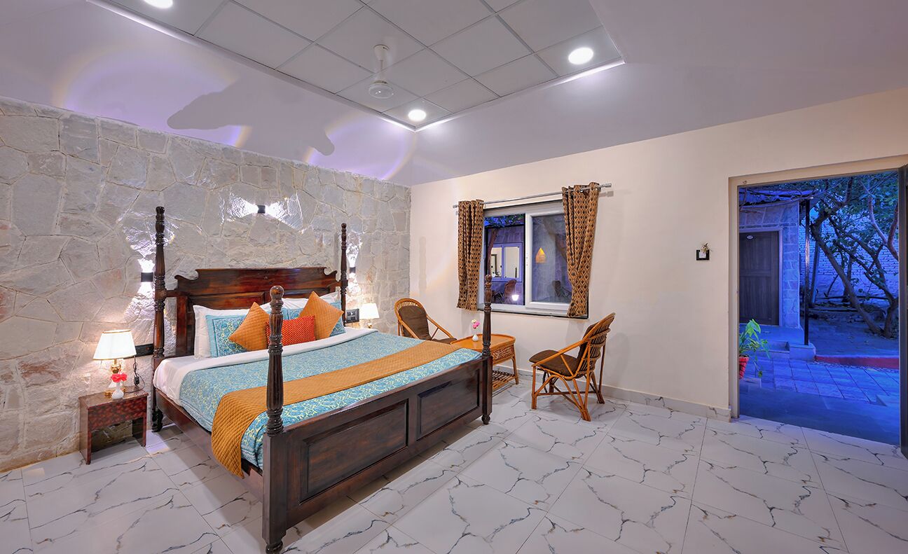 Luksus-dobbeltrom | Sengetøy av topp kvalitet, minibar og skrivebord