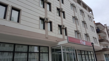 Fachada de la propiedad