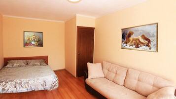 Apartment | Hochwertige Bettwaren, Verdunkelungsvorhänge, Bügeleisen/Bügelbrett