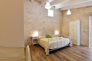 Habitación triple | Wifi gratis y ropa de cama 