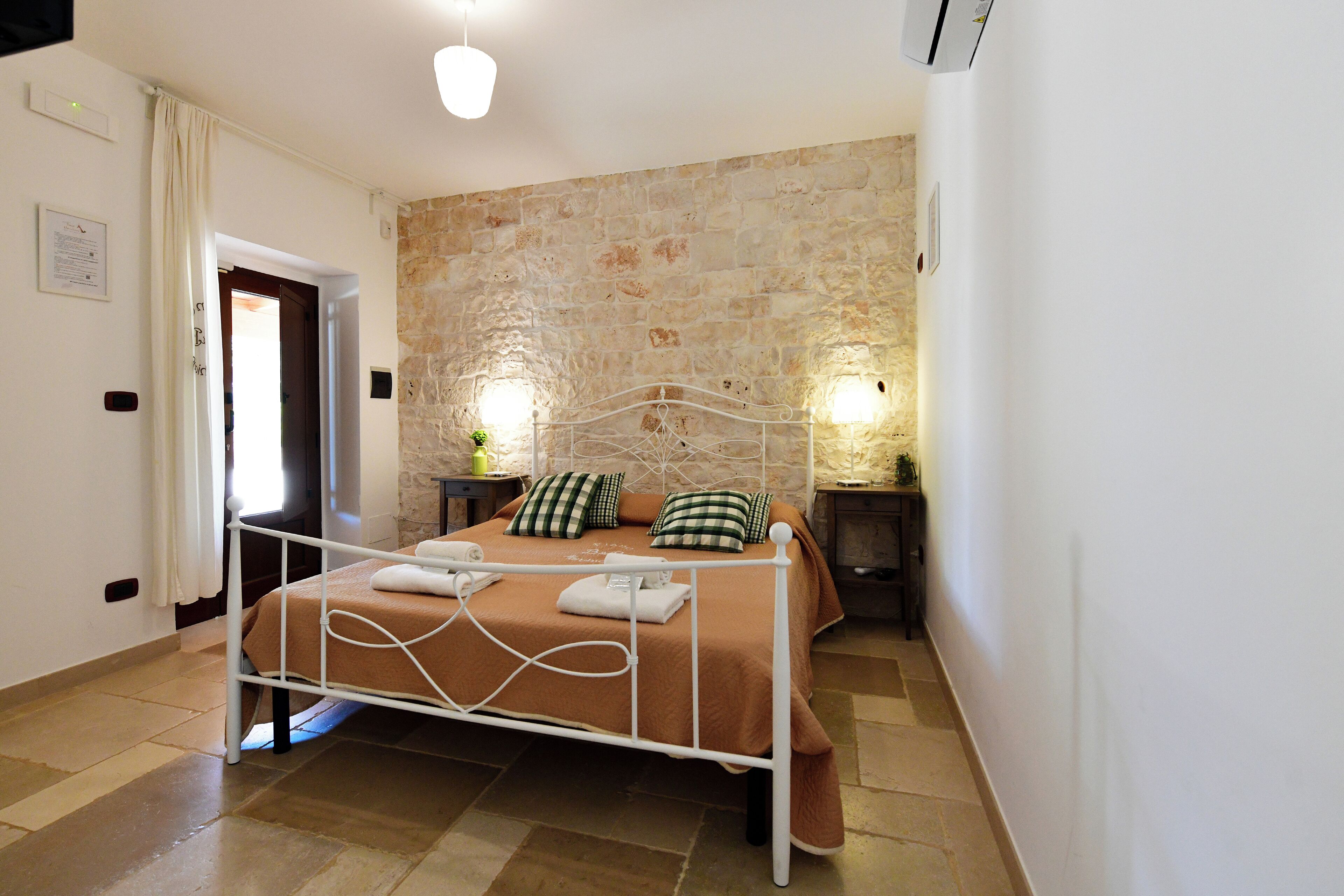 Vierpersoonskamer | Gratis wifi, beddengoed