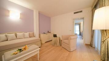 Superior Suite, Balcony, Valley View | Living area | 40-inch flat-screen TV with satellite channels