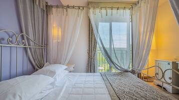 Quarto luxo, 1 cama Queen, vista para o vale | Detalhe da parte interna