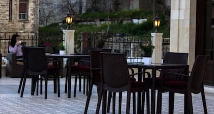 La PLace Hotel