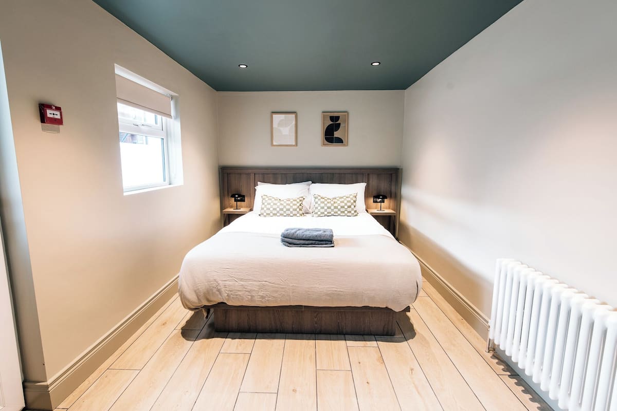 Superior Apartment, 1 King Bed | 1 bedroom, premium bedding, memory-foam beds, in-room safe