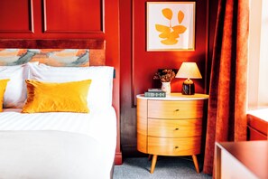 1 chambre, literie de qualité supérieure, matelas mémoire de forme