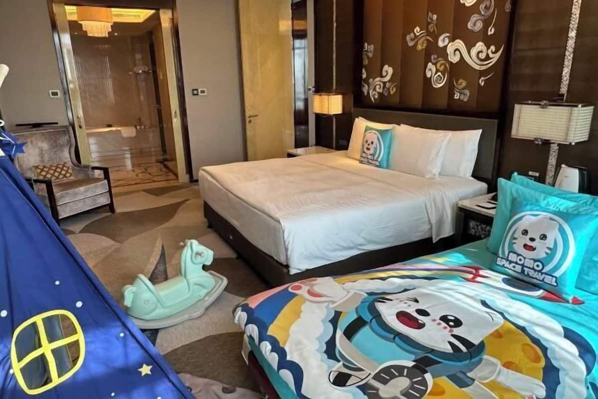 1 bedroom, minibar, in-room safe, desk