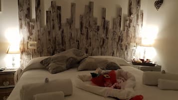 1 bedroom, in-room safe, desk, blackout curtains