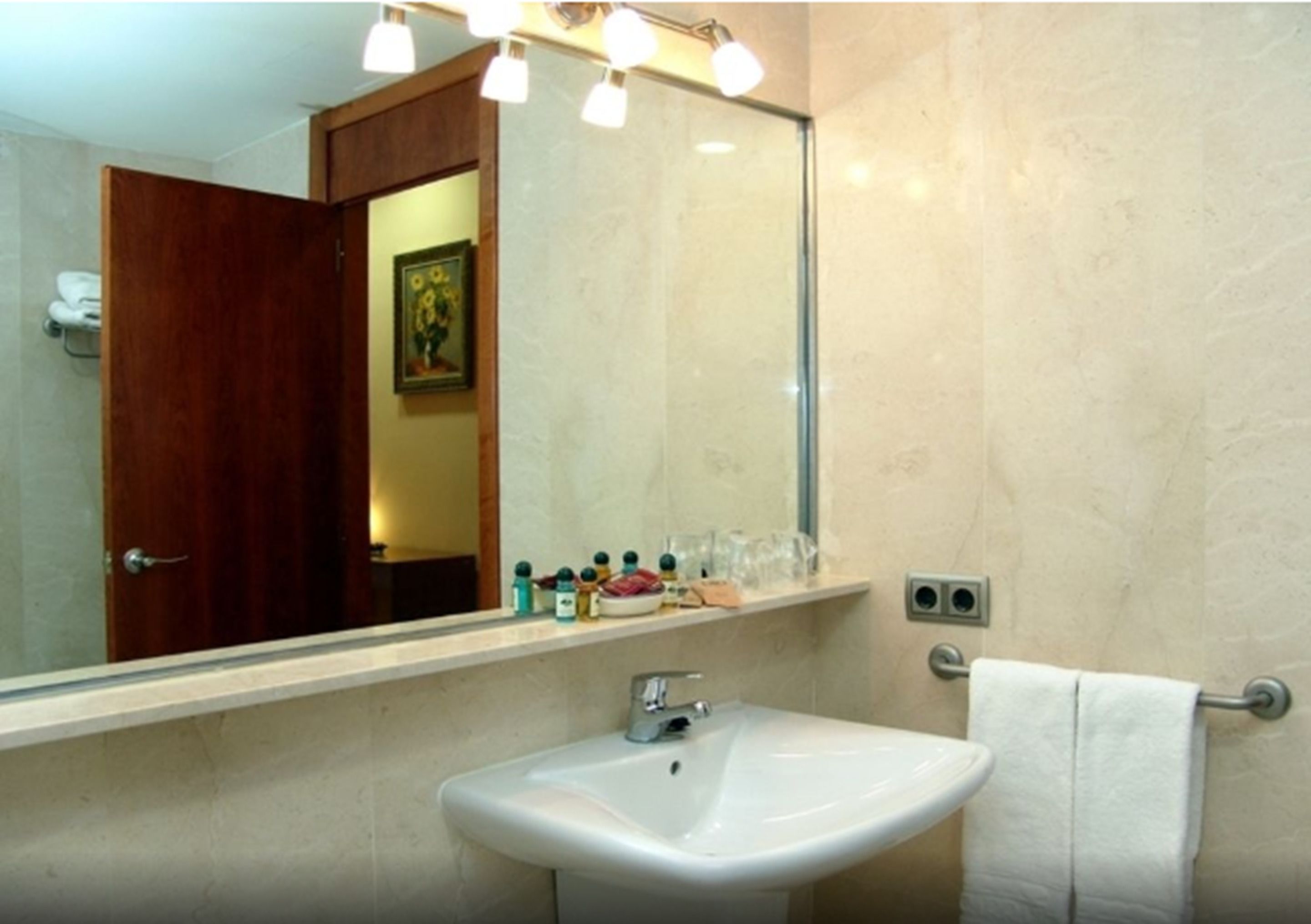 minibar, in-room safe, desk, iron/ironing board