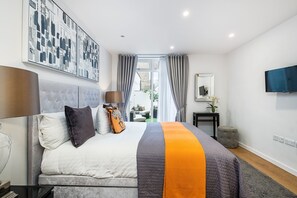 2 Bedrooms, 2 Bathrooms